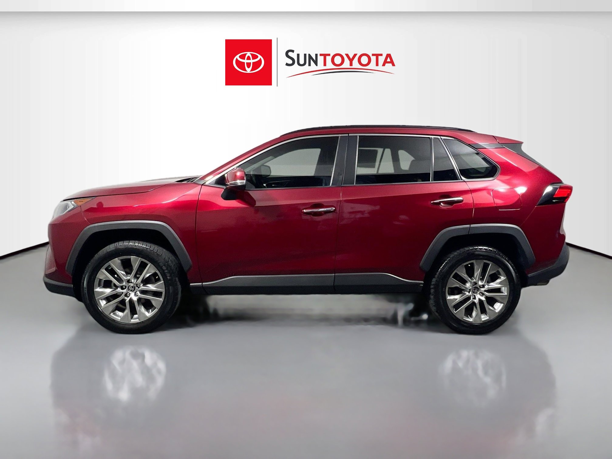 Used 2021 Toyota RAV4 Limited image 7