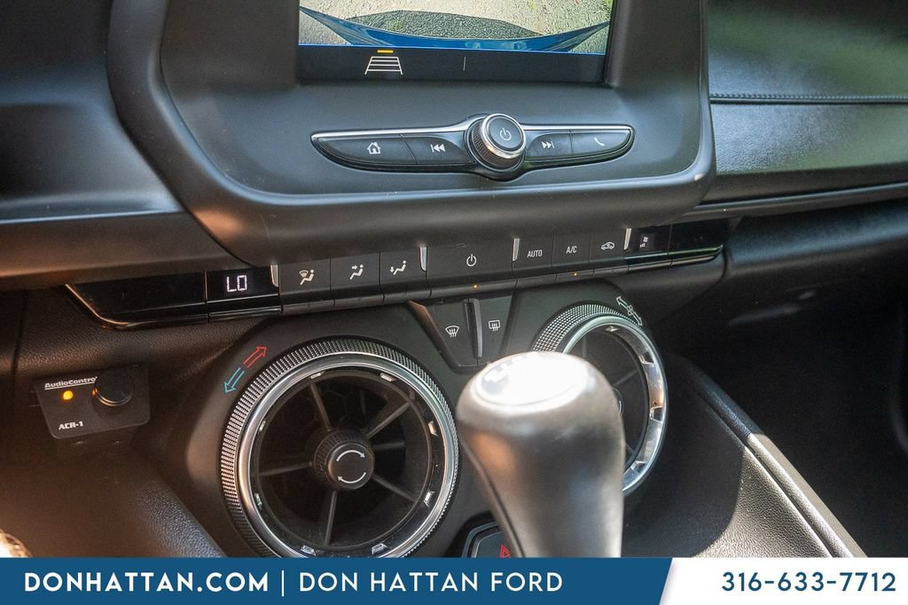 Used 2019 Chevrolet Camaro LT RWD image 9