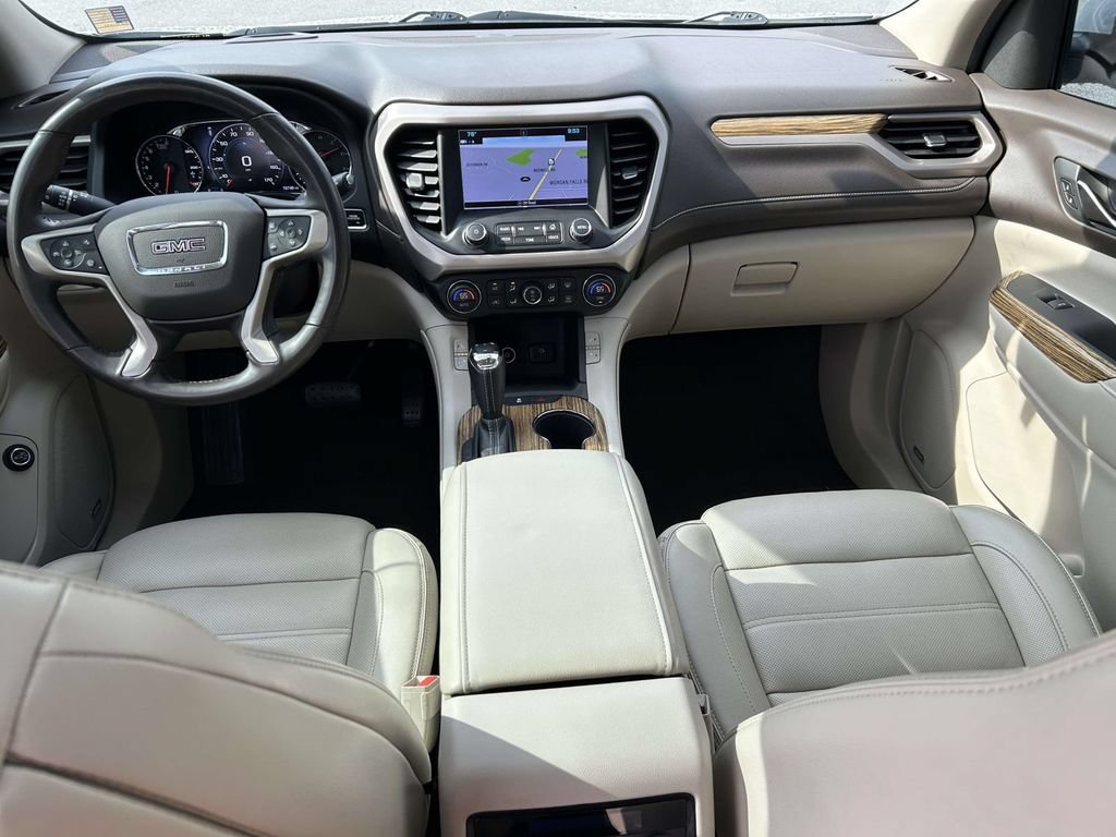 Used 2019 GMC Acadia Denali w/ Technology Package AWD/4WD image 15