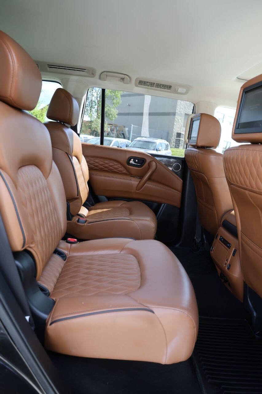 Used 2019 INFINITI QX80 Luxe AWD/4WD image 16