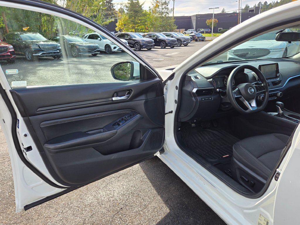 Used 2020 Nissan Altima 2.5 S FWD image 20