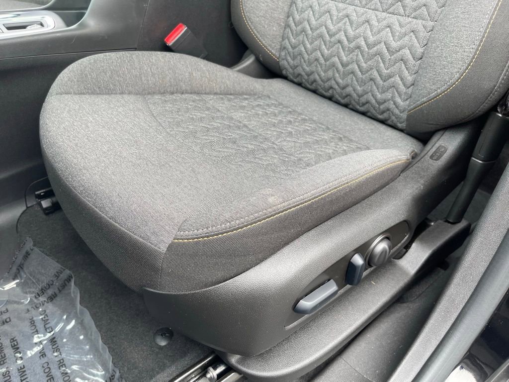 Used 2023 Chevrolet Equinox LT image 15