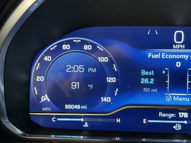 Used 2024 Chevrolet Suburban High Country AWD/4WD image 17