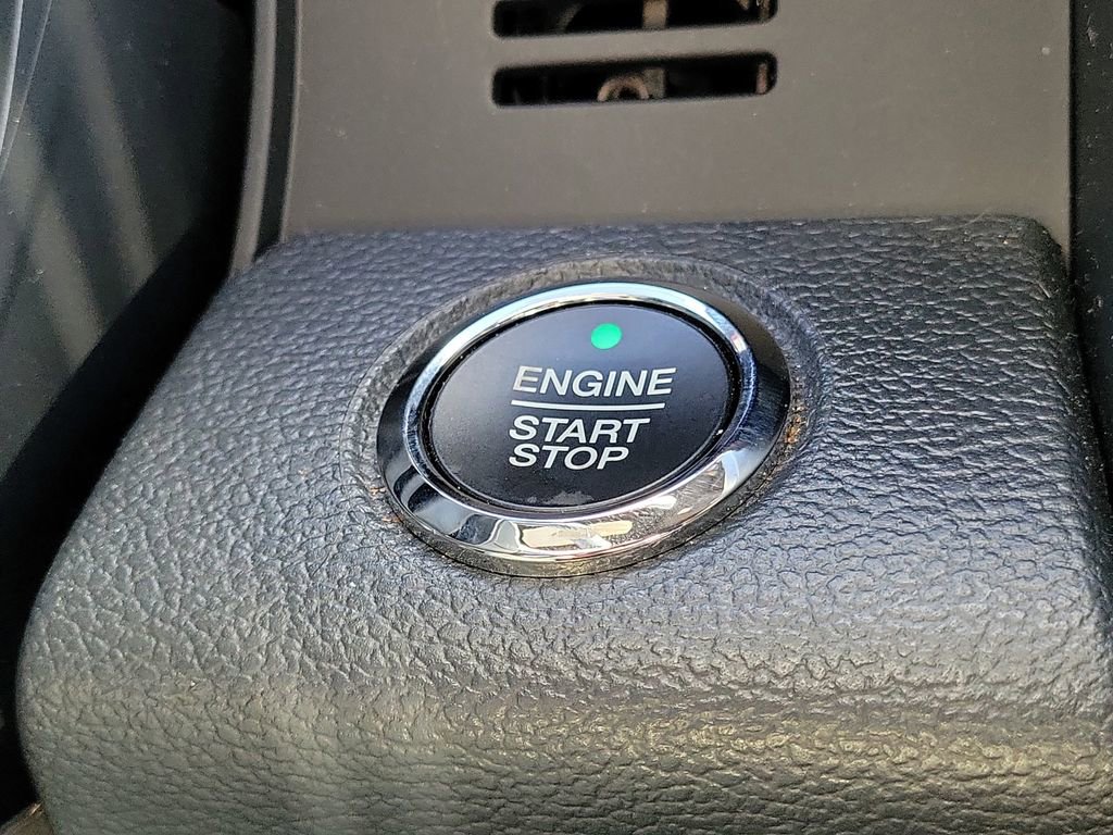 Used 2022 Ford F250 Platinum w/ FX4 Off-Road Package image 33