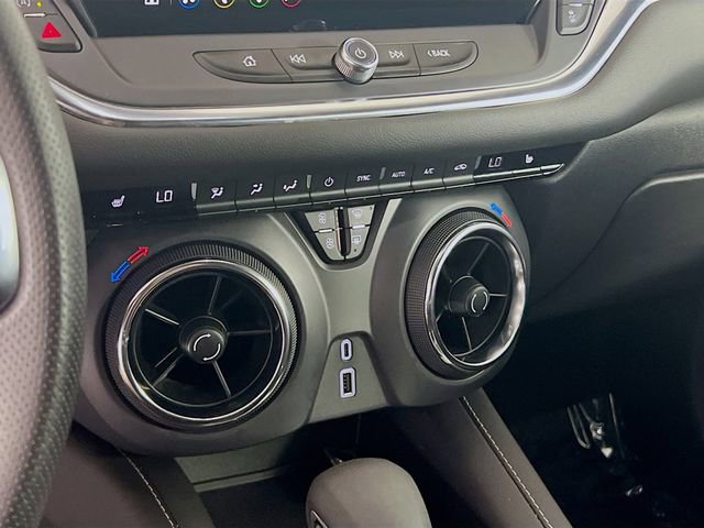 Used 2025 Chevrolet Blazer LT image 16