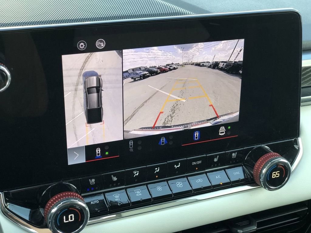 Used 2024 GMC Canyon AT4X image 20