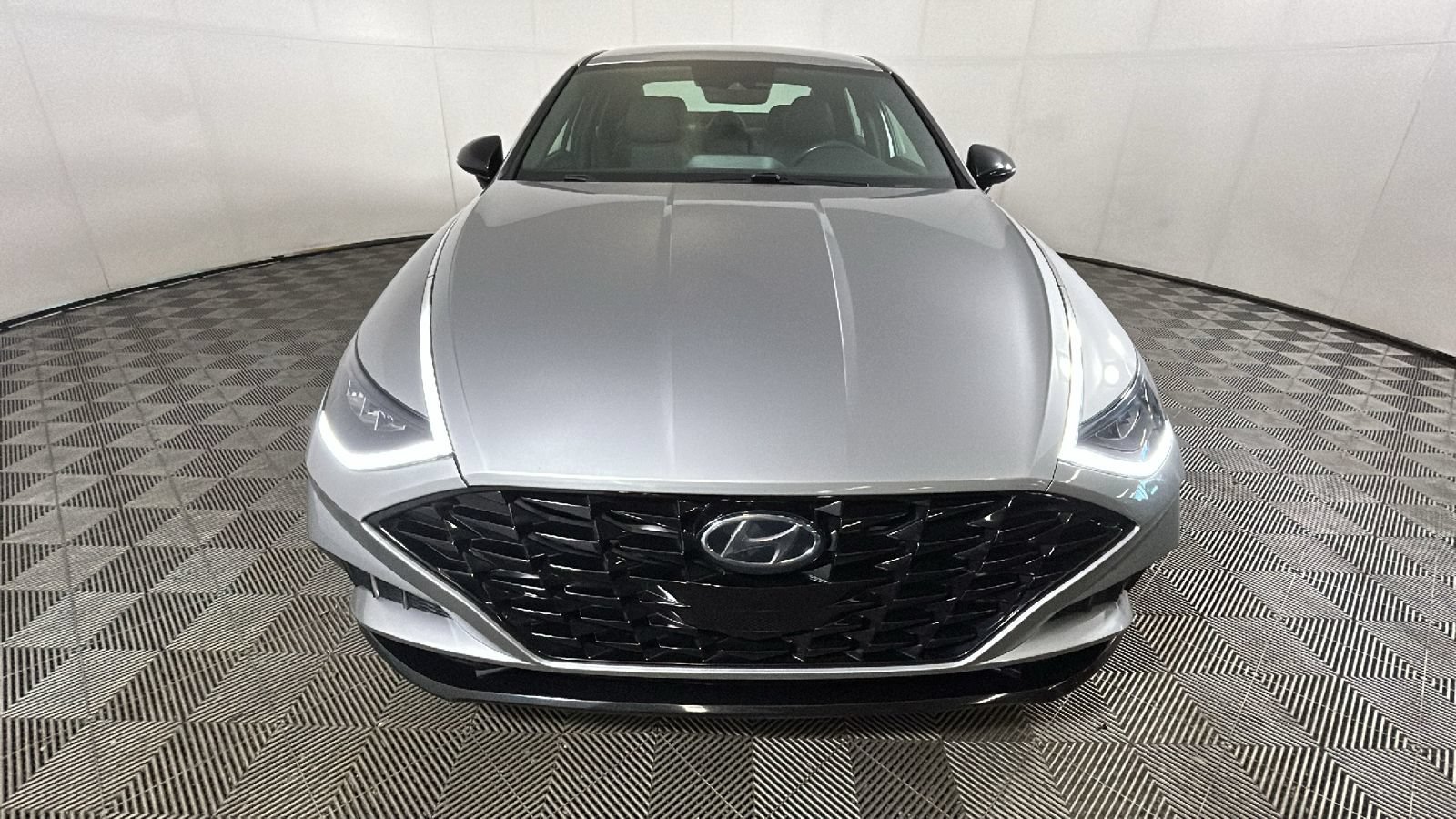 Used 2021 Hyundai Sonata SEL Plus w/ Preferred Accessory Package FWD image 9