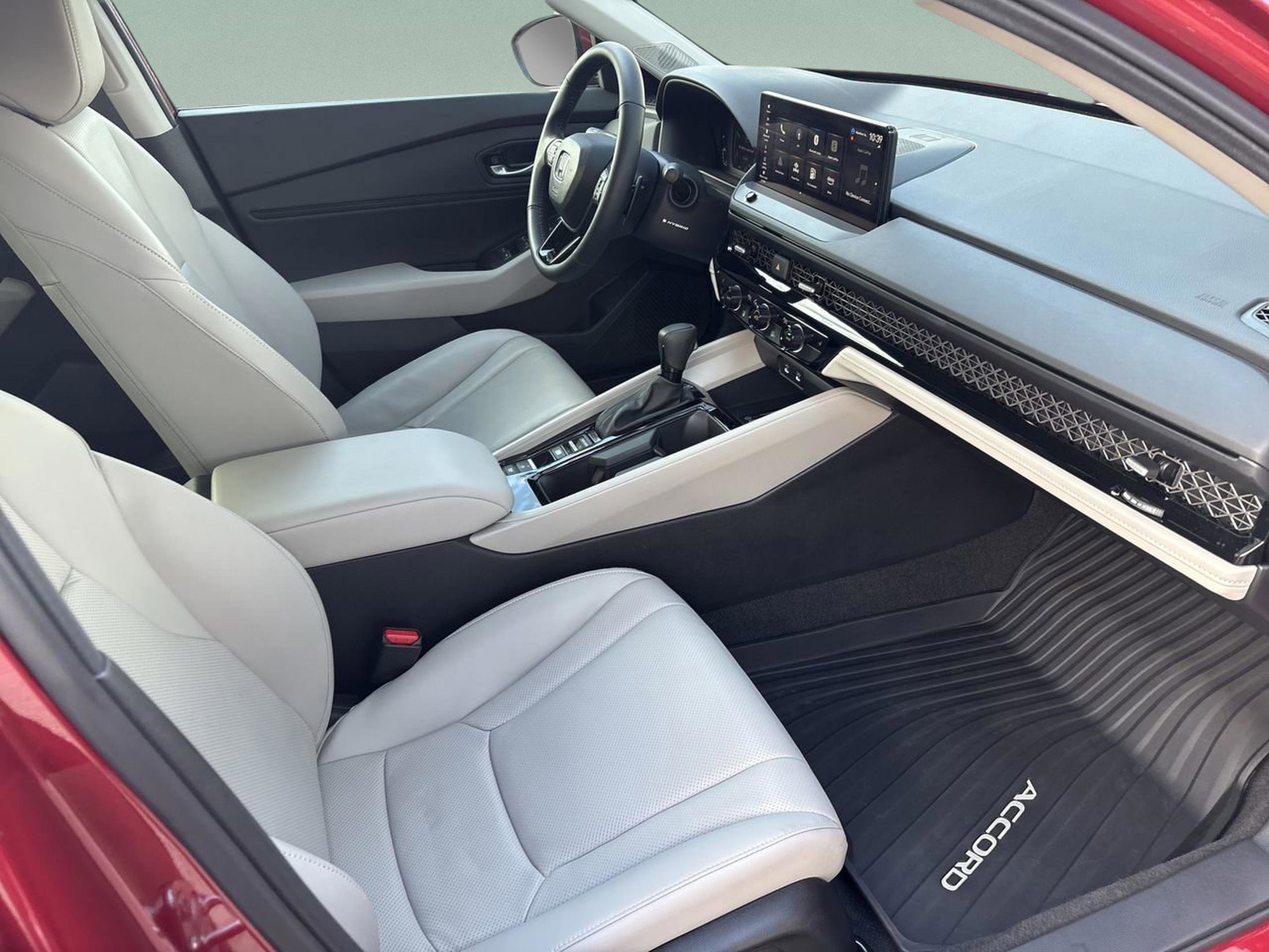 Used 2025 Honda Accord EX-L image 19