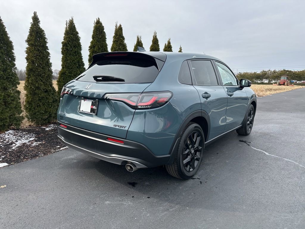 Used 2025 Honda HR-V Sport image 7