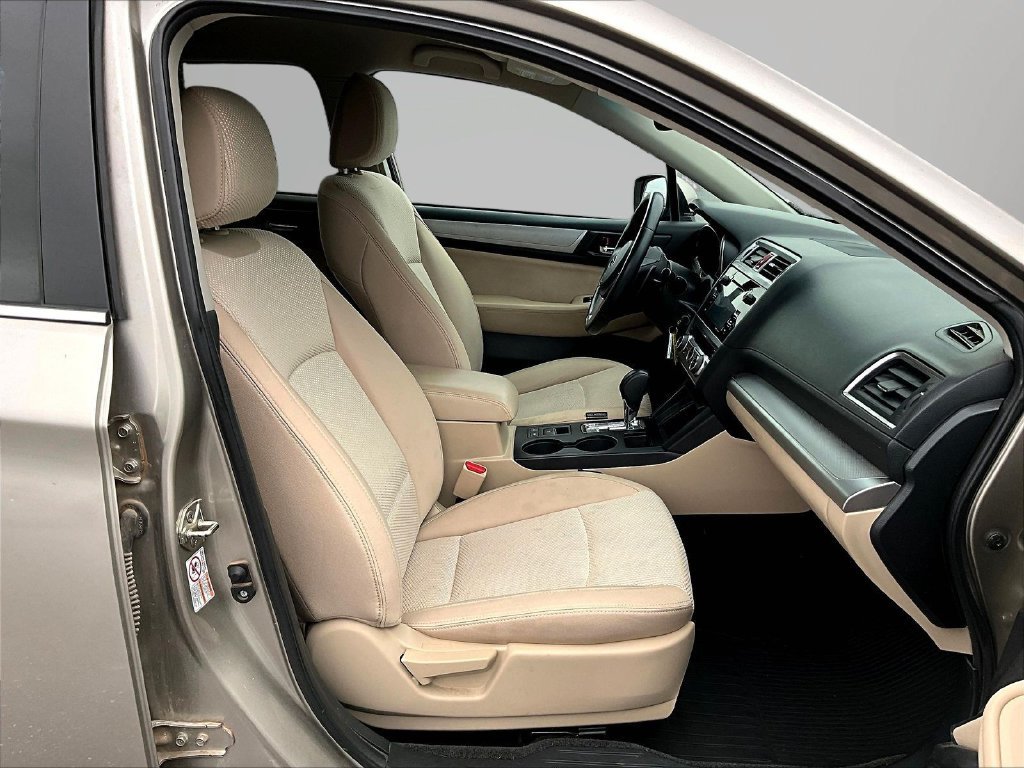 Used 2015 Subaru Outback 2.5i Premium AWD/4WD image 29