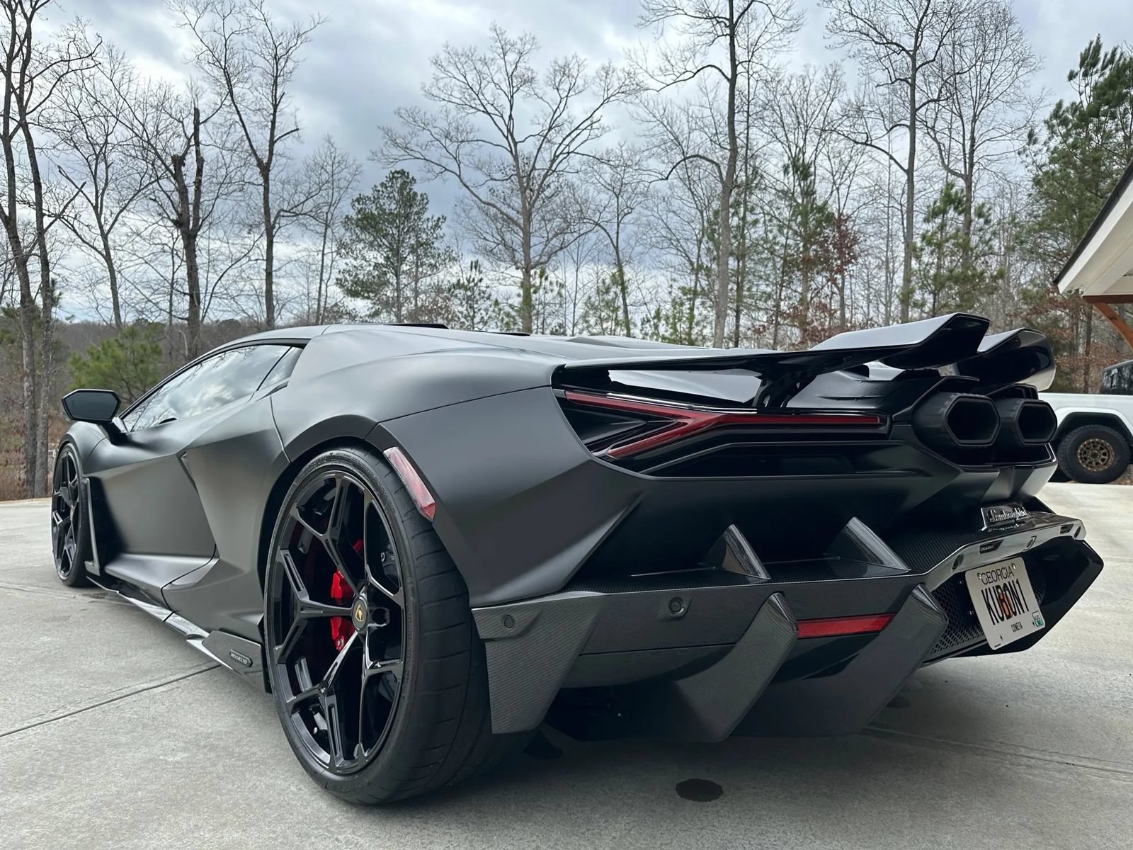 Used 2024 Lamborghini Revuelto AWD/4WD image 35