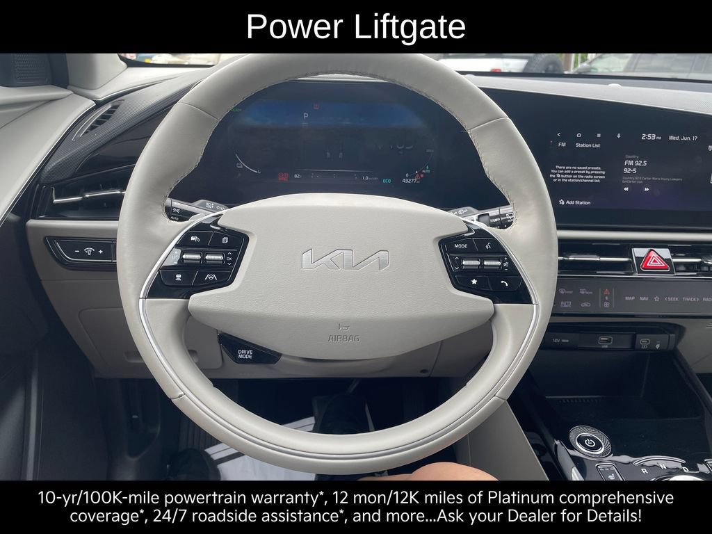 Certified 2023 Kia Niro Wind w/ Wind Preserve Package FWD image 17