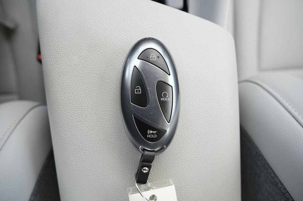 Certified 2026 Hyundai Elantra Limited FWD image 38