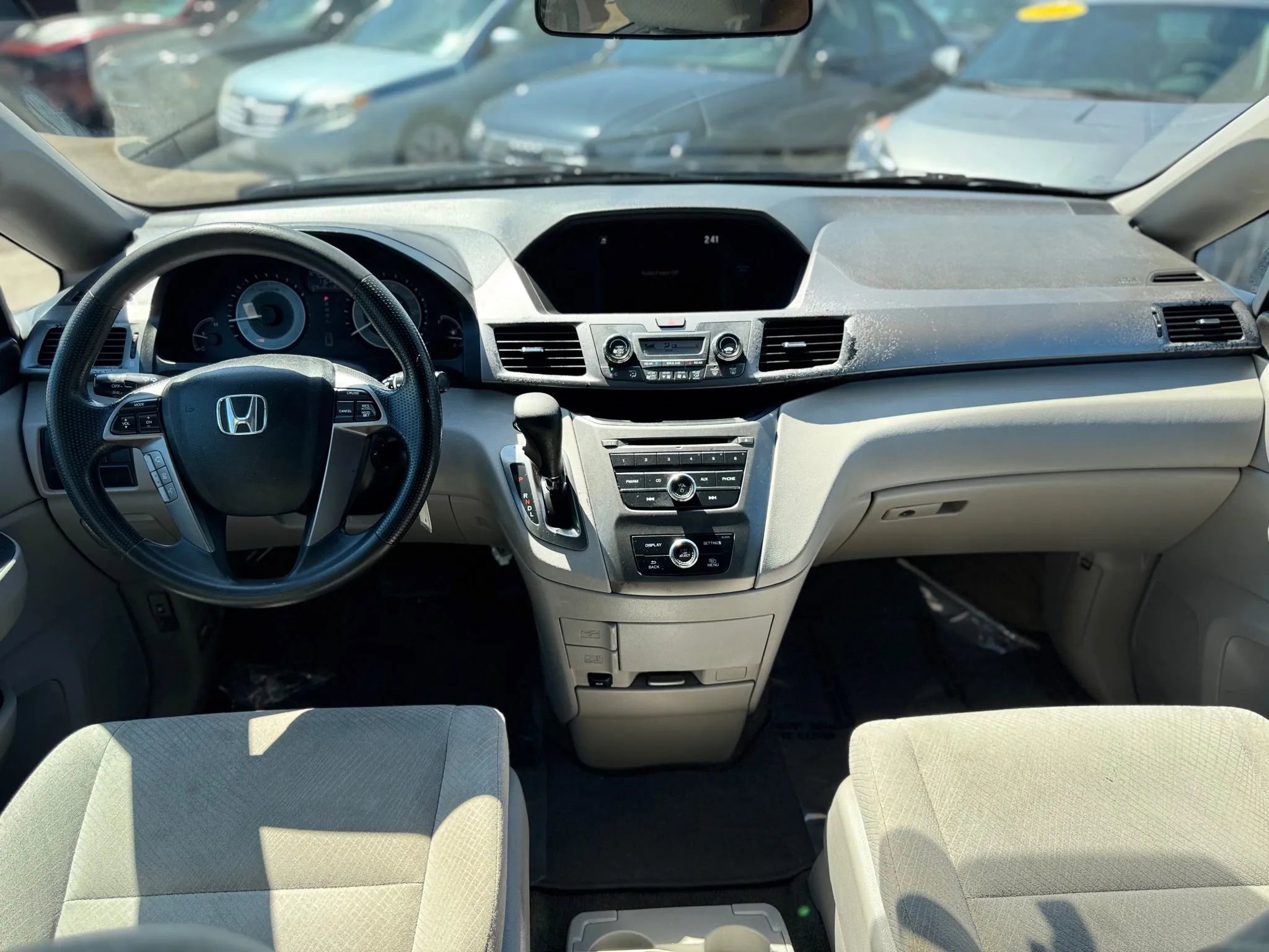 Used 2015 Honda Odyssey LX image 12