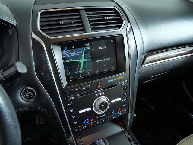 Used 2018 Ford Explorer Platinum AWD/4WD image 12
