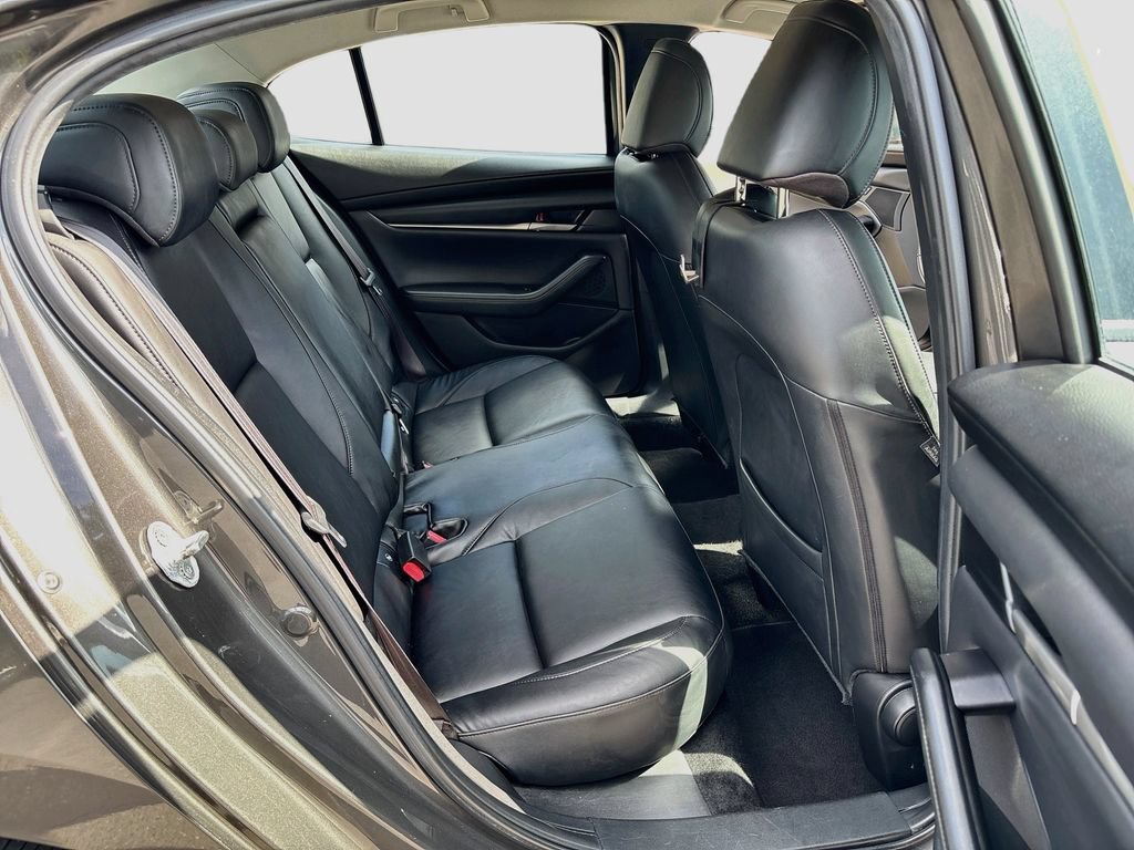 Used 2021 MAZDA MAZDA3 s FWD image 25