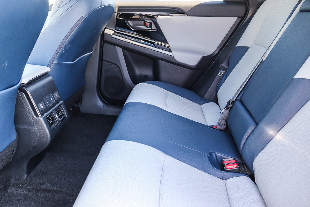 Certified 2023 Subaru Solterra AWD image 19