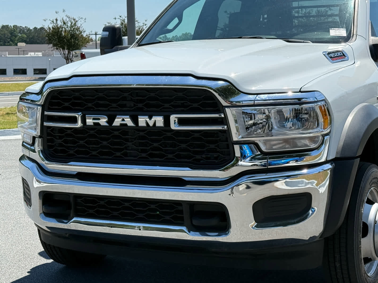 Used 2024 RAM 4500 Tradesman w/ Chrome Appearance Group AWD/4WD image 9