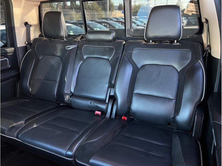 Used 2019 RAM 1500 Laramie image 9