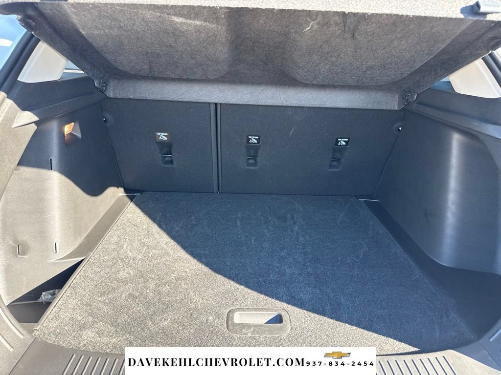 Used 2025 Chevrolet Trax LT FWD image 26