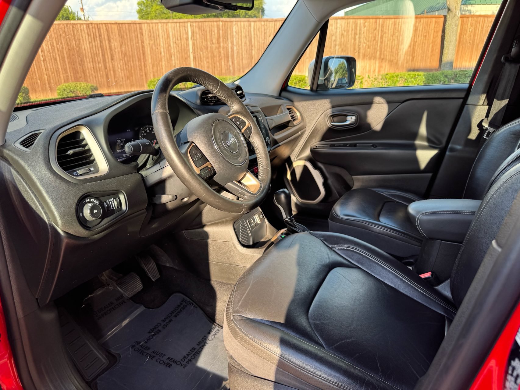 Used 2016 Jeep Renegade Limited FWD image 18