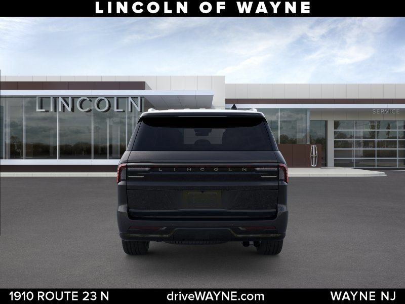 New 2026 Lincoln Navigator Premiere AWD/4WD image 5