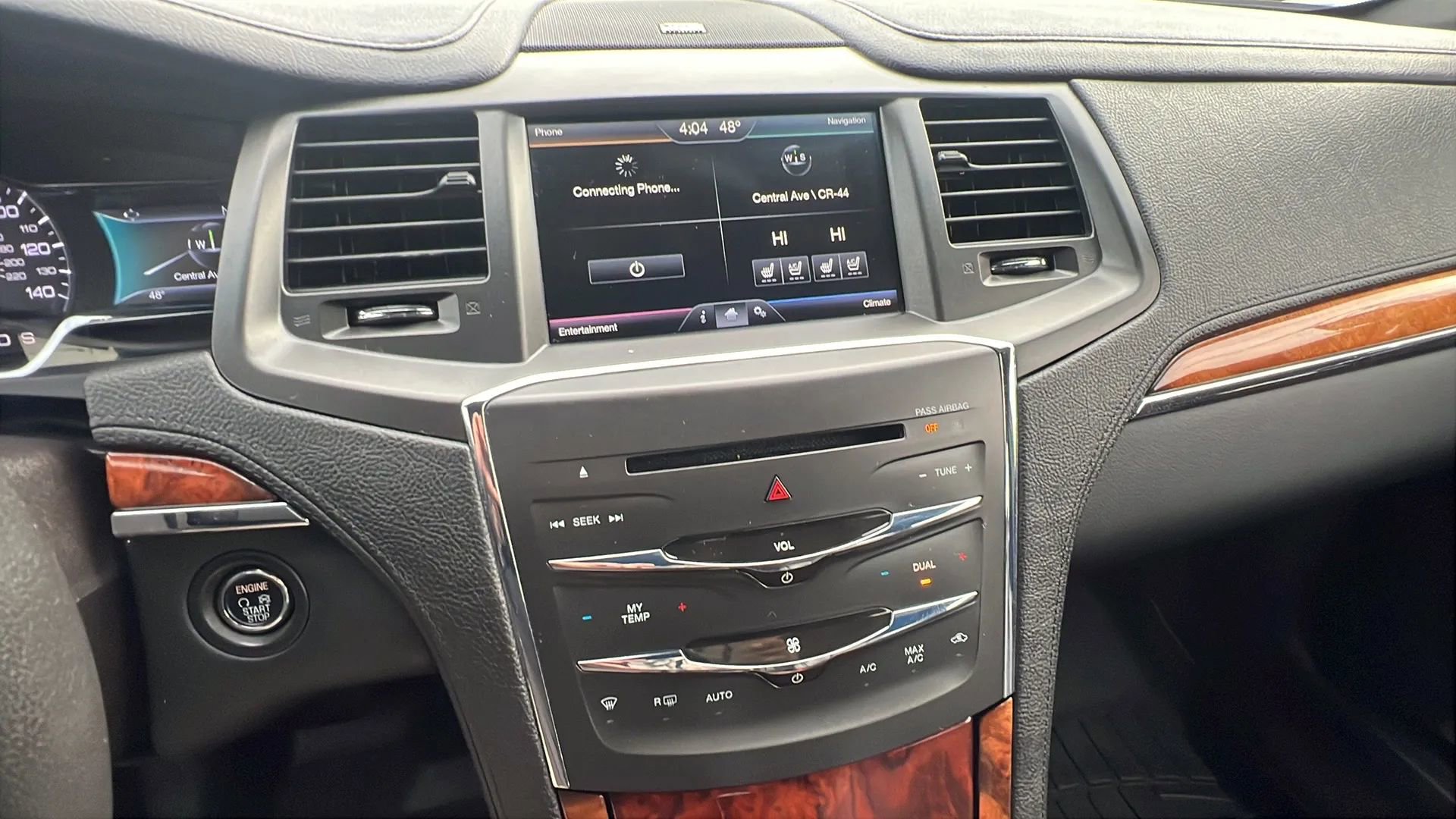 Used 2015 Lincoln MKS AWD w/ Equipment Group 101A image 16