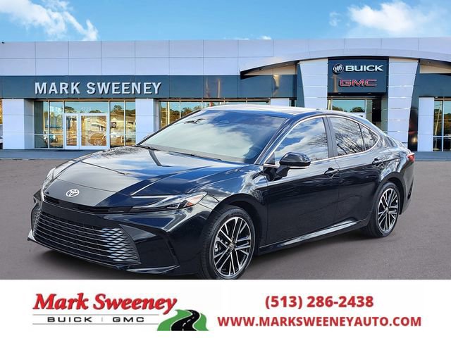 Used 2025 Toyota Camry XLE