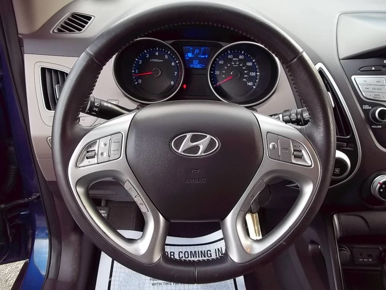 Used 2010 Hyundai Tucson GLS w/ Popular Equipment Pkg 2 AWD/4WD image 17