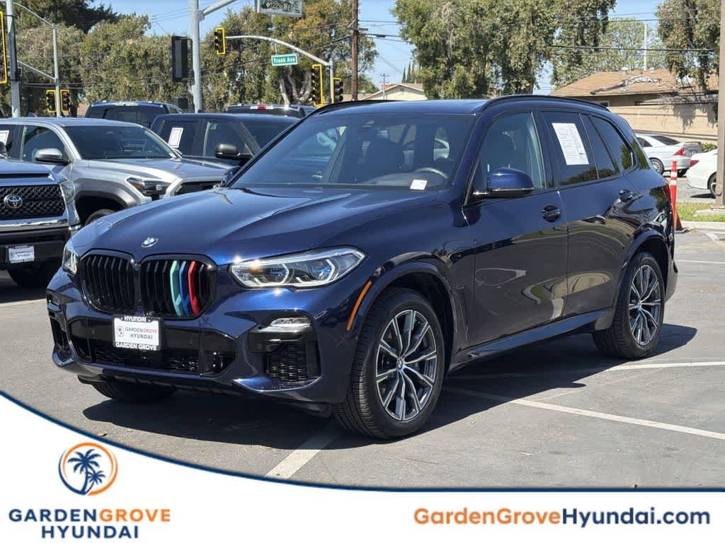 Used 2021 BMW X5 M50i w/ Executive Package image 1