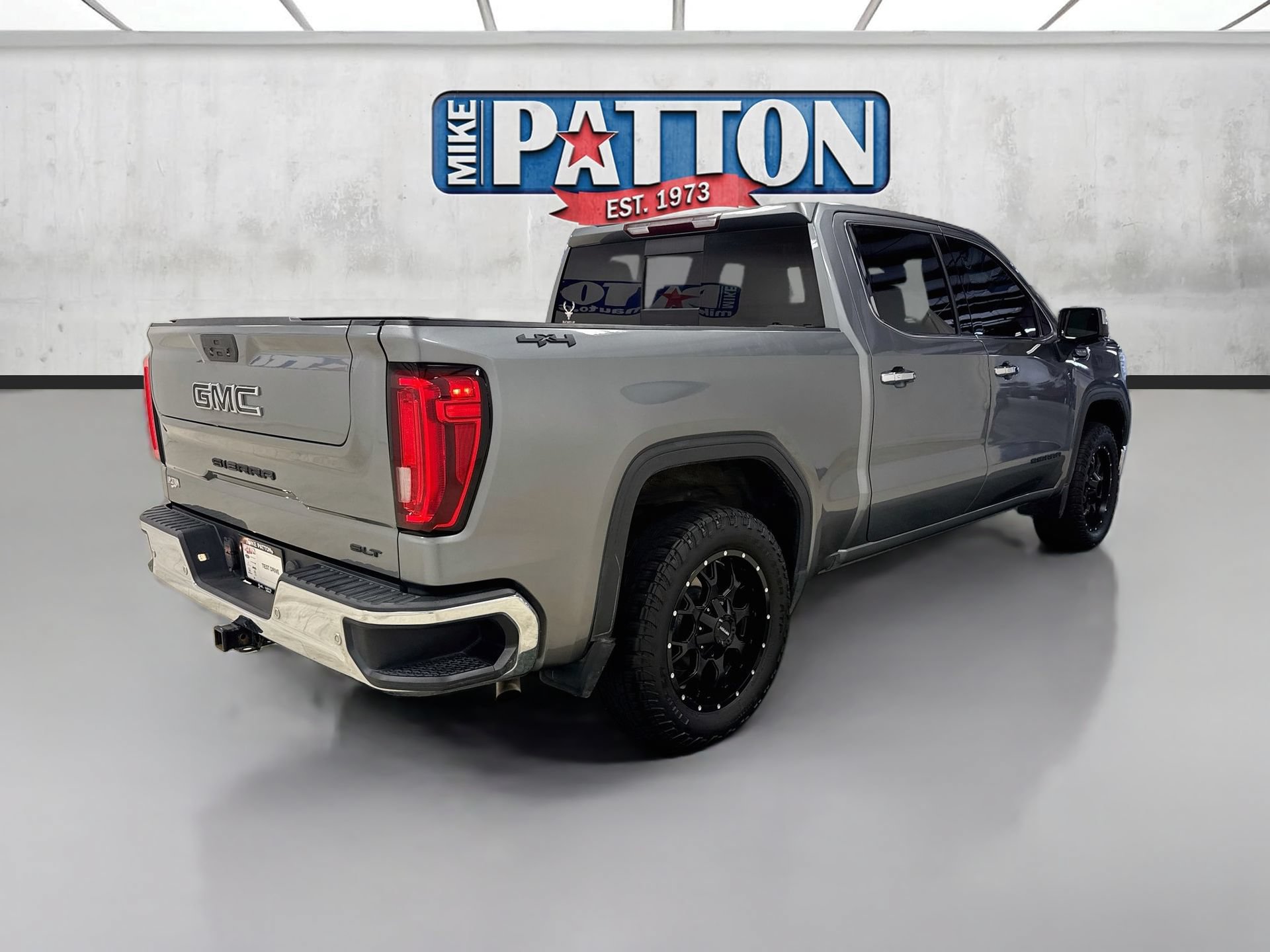 Used 2020 GMC Sierra 1500 SLT w/ SLT Premium Plus Package AWD/4WD image 7