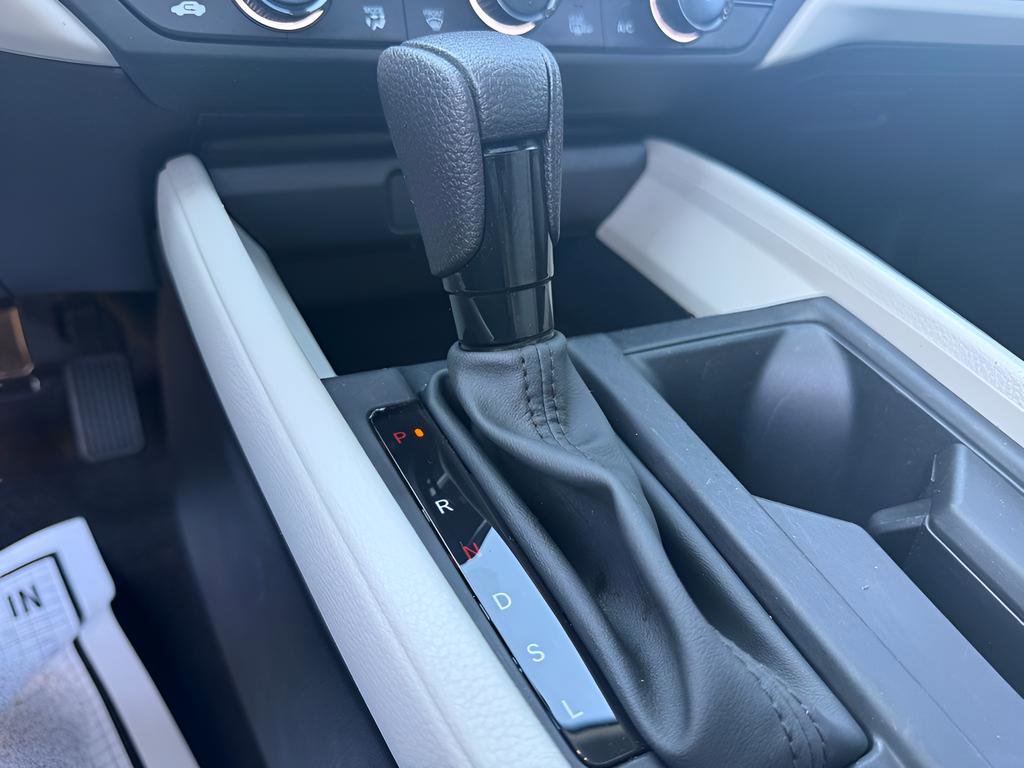 Certified 2024 Honda Accord EX image 28