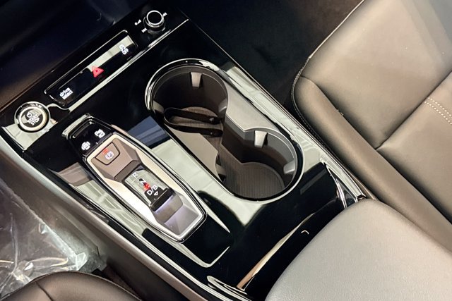 New 2027 Audi Q6 e-tron Premium AWD/4WD image 14
