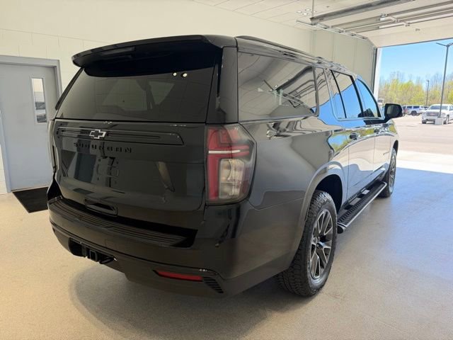 Used 2023 Chevrolet Suburban Z71 w/ Luxury Package AWD/4WD image 7