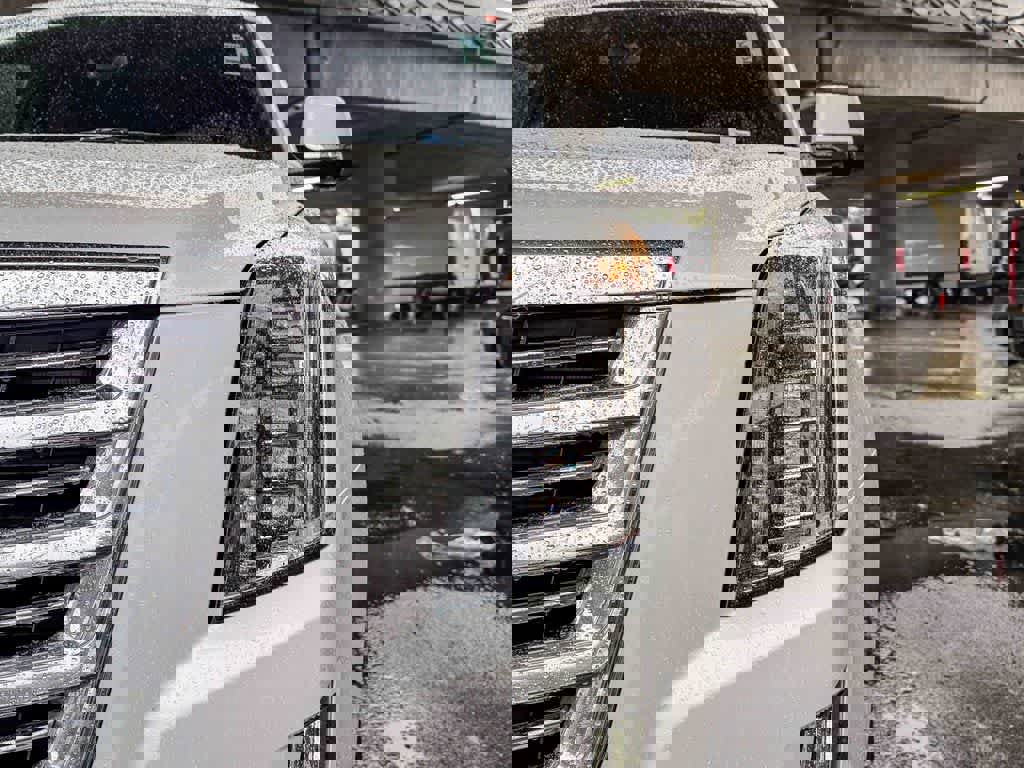 Used 2020 Cadillac Escalade ESV Platinum image 7