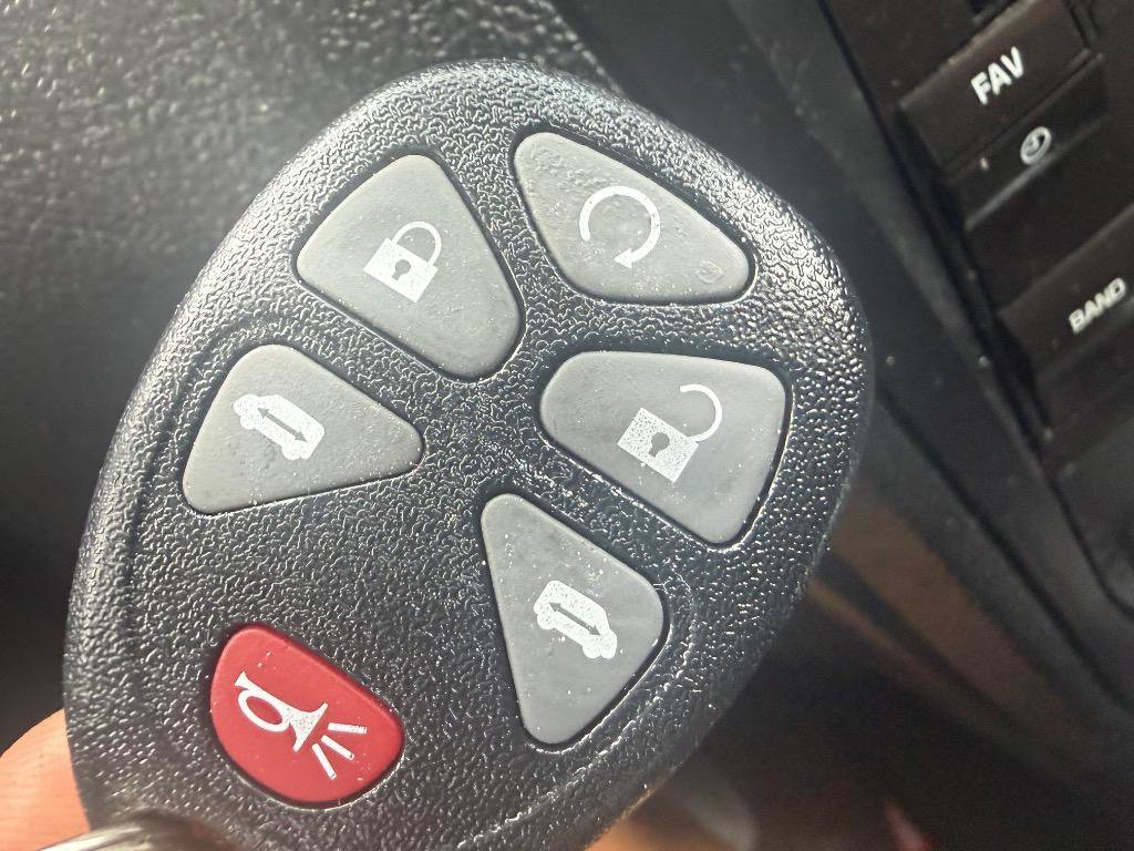Used 2011 Chevrolet HHR LT FWD image 39
