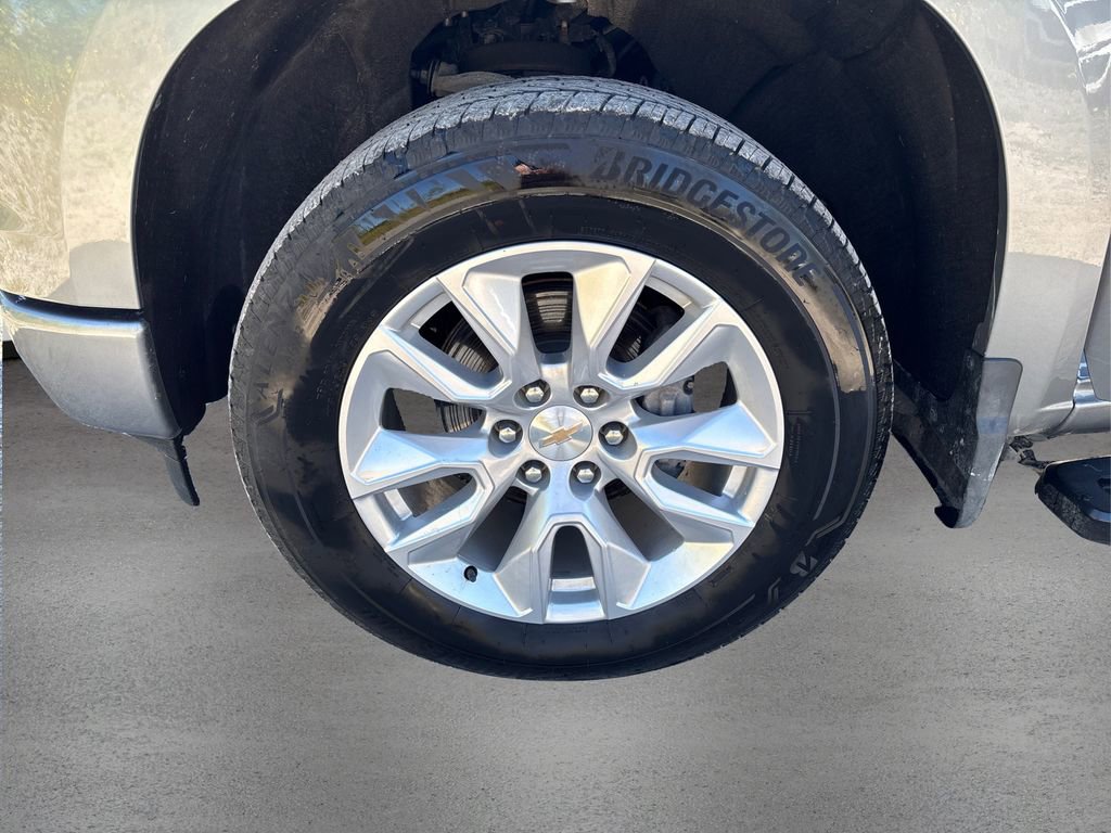 Used 2023 Chevrolet Silverado 1500 Custom image 11