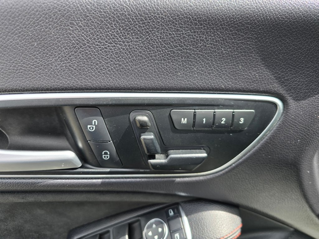 Used 2014 Mercedes-Benz CLA 45 AMG 4MATIC image 34