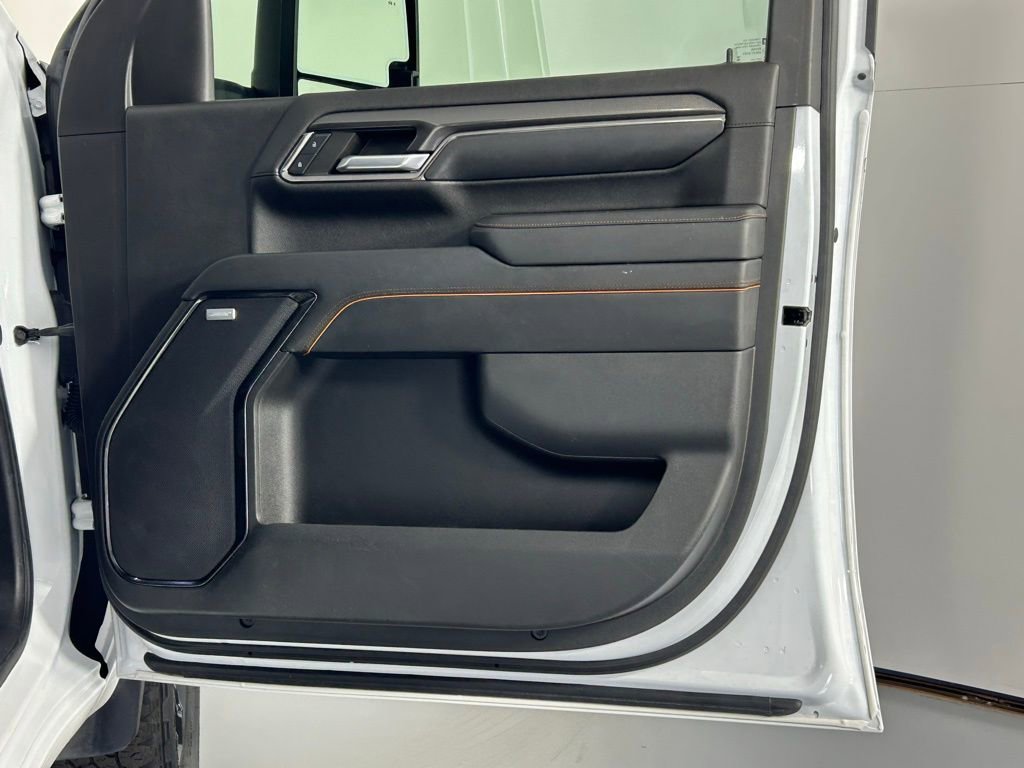 Used 2024 GMC Sierra 2500 AT4 w/ AT4 Premium Plus Package image 8