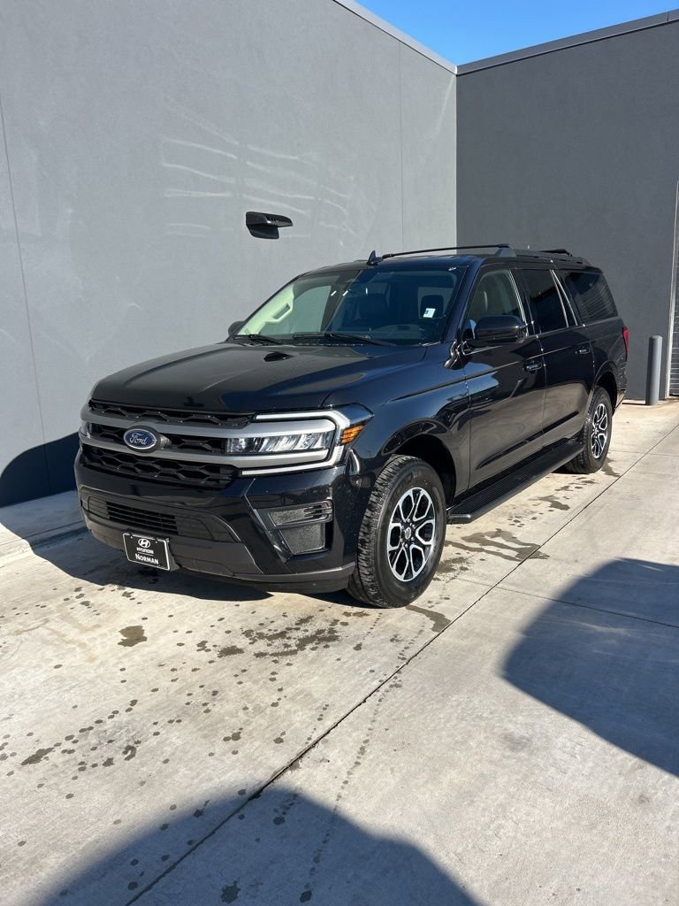 Used 2024 Ford Expedition Max XLT