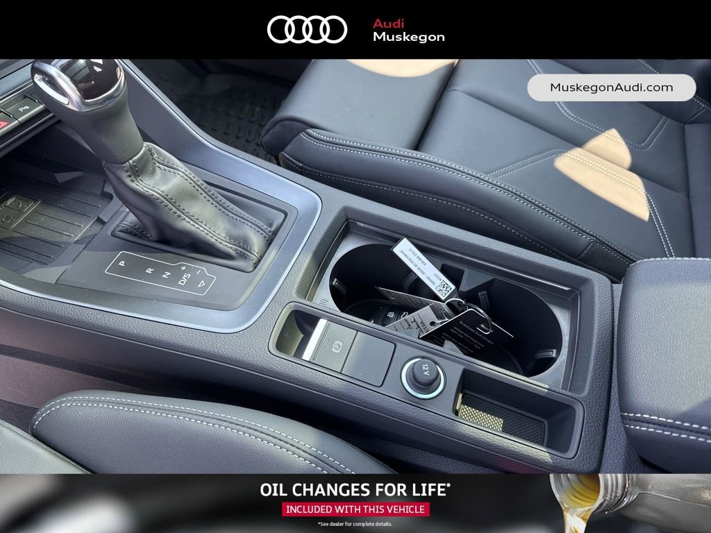 New 2025 Audi Q3 2.0T Premium image 22