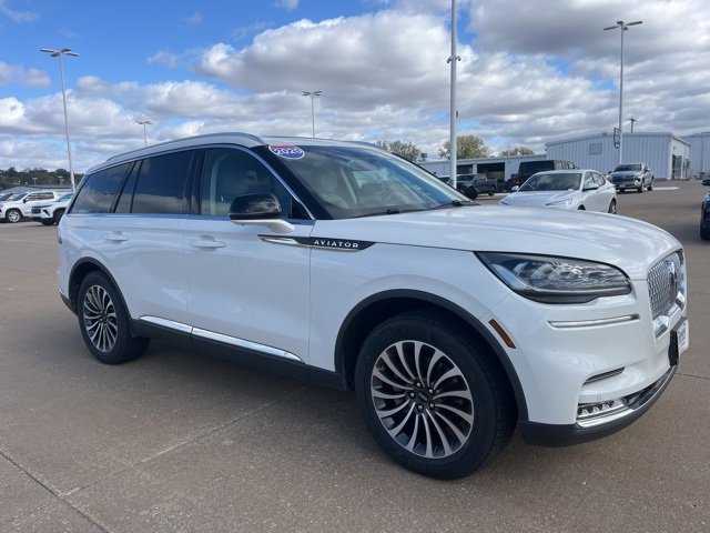 Used 2020 Lincoln Aviator Reserve w/ Elements Package Plus