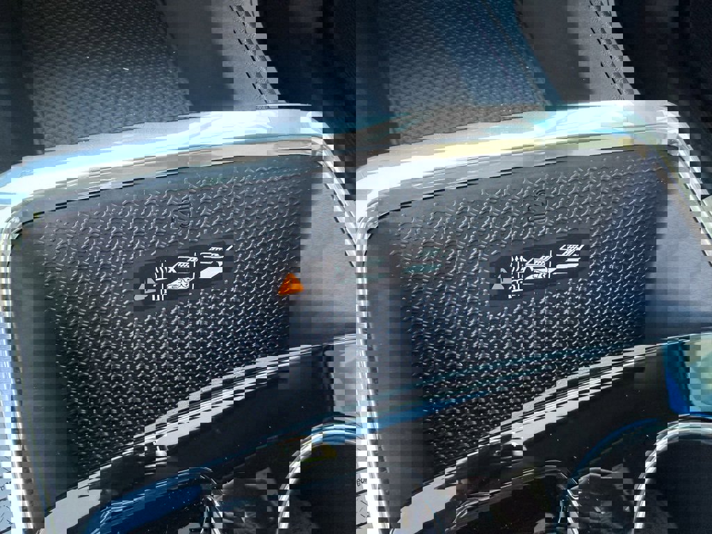 New 2026 Chevrolet Equinox ACTIV w/ Convenience Package III image 28