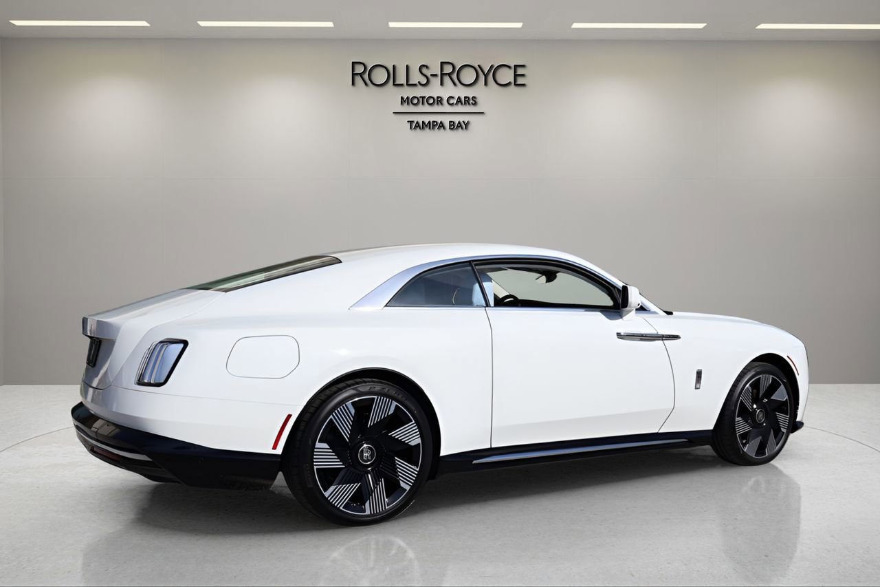 New 2026 Rolls-Royce Spectre image 2