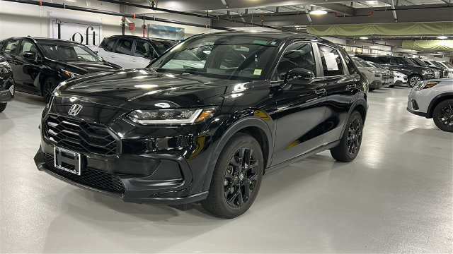 Used 2023 Honda HR-V Sport image 3