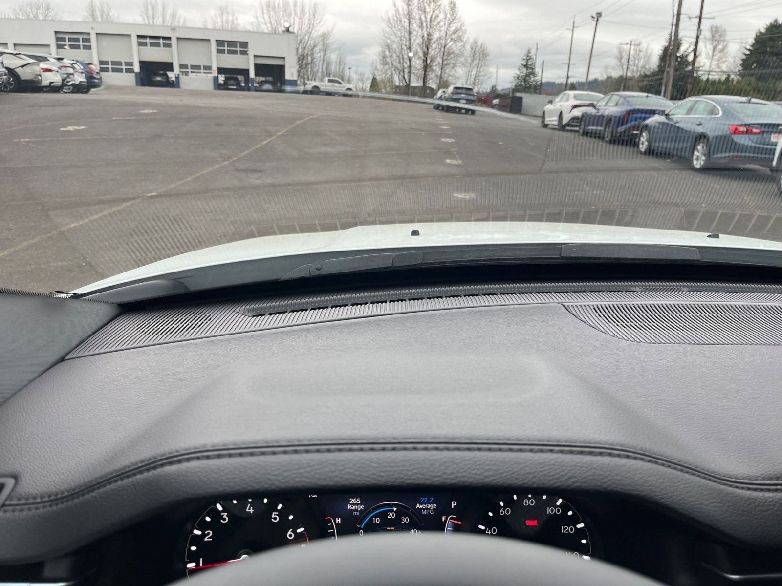 Used 2025 Jeep Compass Latitude AWD/4WD image 34