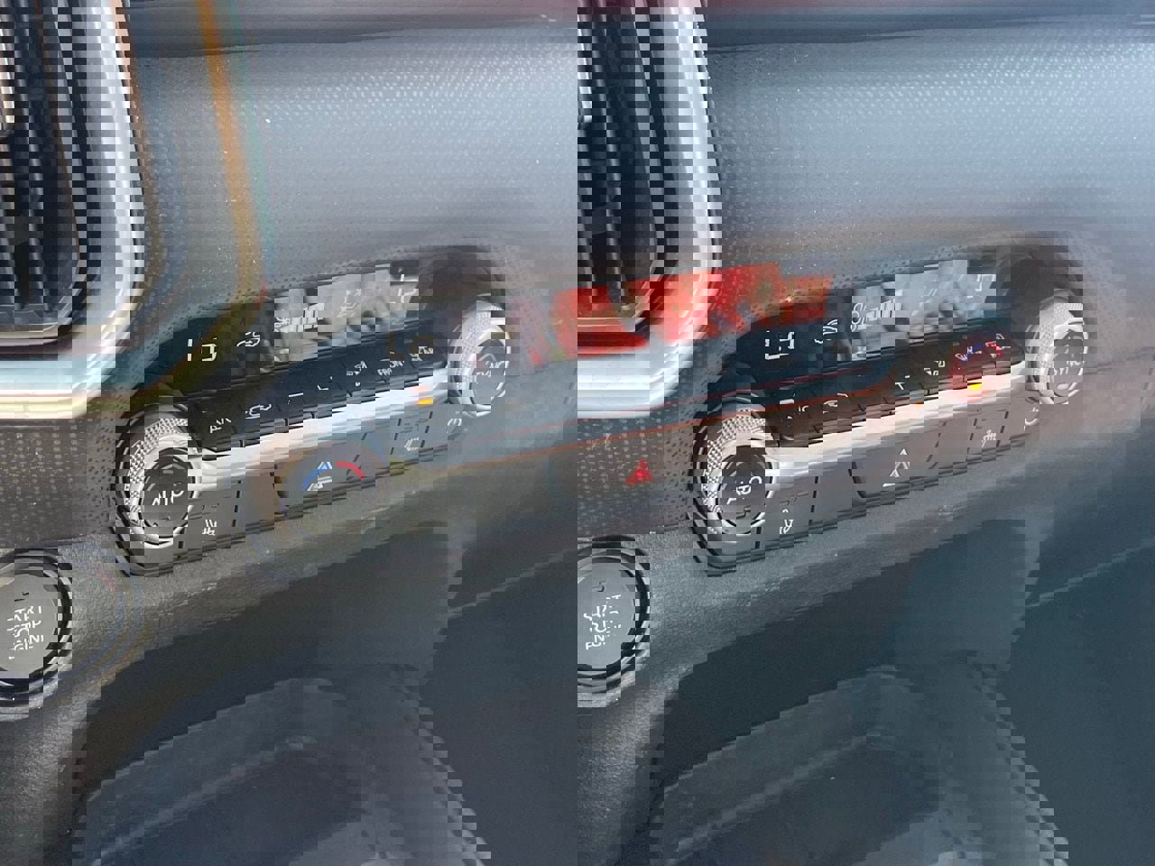 Used 2025 MAZDA CX-50 AWD 2.5 S w/ Premium Package image 8