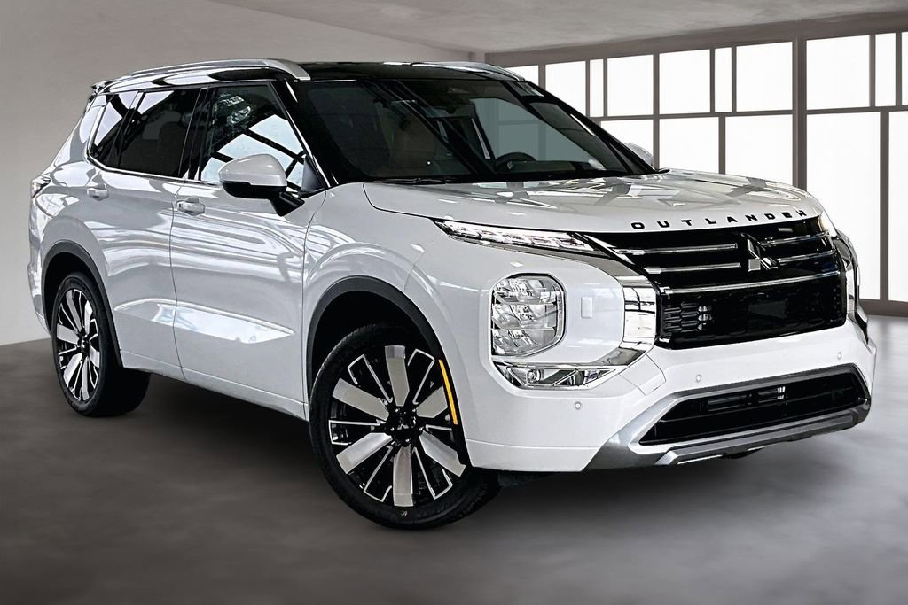 New 2026 Mitsubishi Outlander SEL image 3