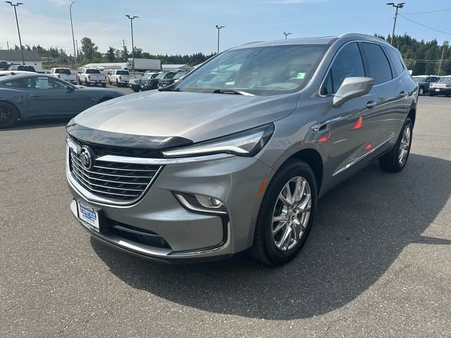Used 2023 Buick Enclave Premium image 7
