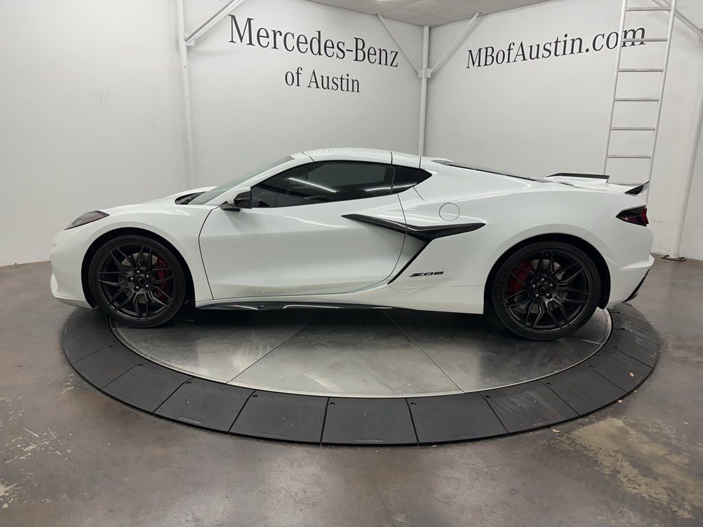 Used 2024 Chevrolet Corvette Z06 w/ Battery Protection Package image 4